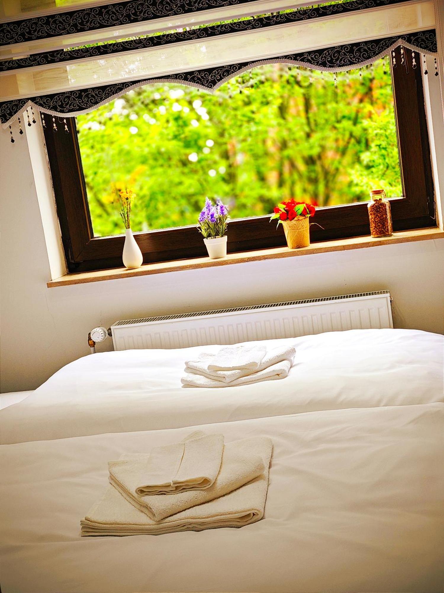 Jakz Hotel Хертен Экстерьер фото